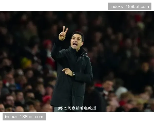 阿尔特塔3-2-5进攻阵型自由切换 边后卫内收创造中场人数优势成标志