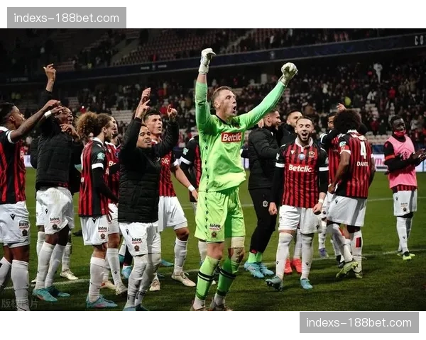 成都蓉城控球率下的节奏主导，多点开花战术体系成型